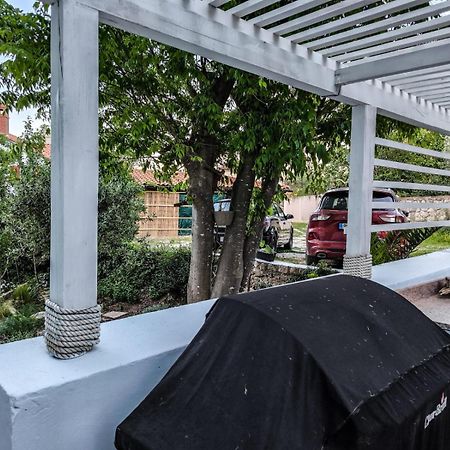 Nerezine Apartmany Centrum Екстер'єр фото