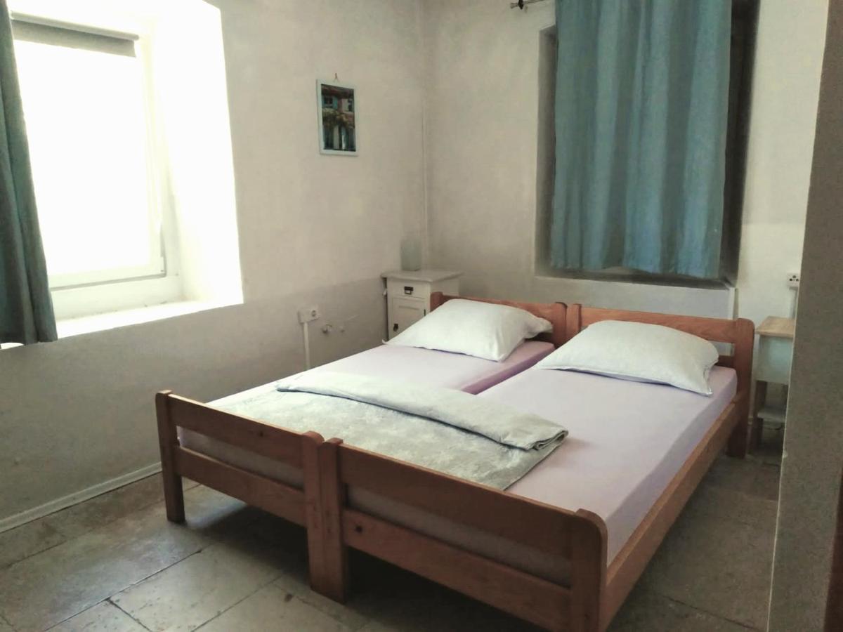 Nerezine Apartmany Centrum Екстер'єр фото