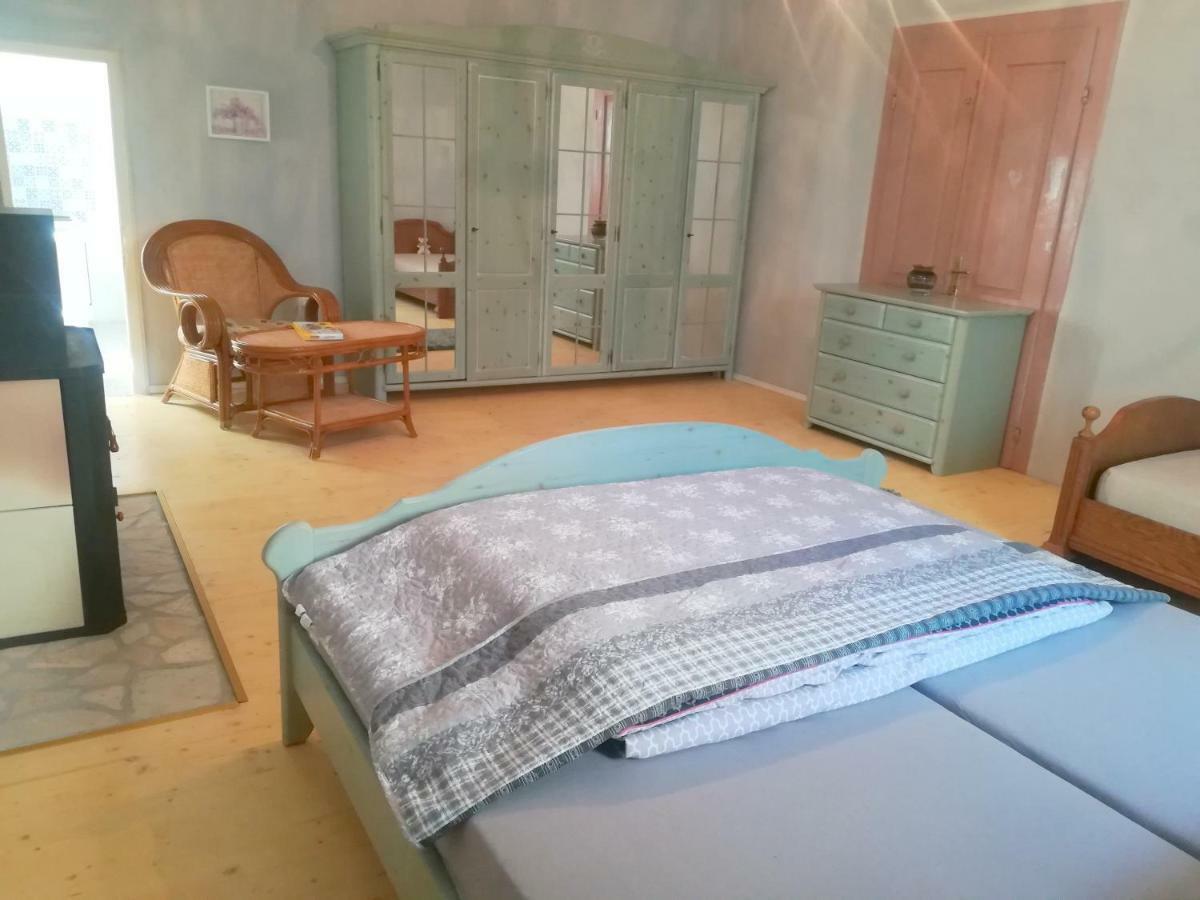 Nerezine Apartmany Centrum Екстер'єр фото